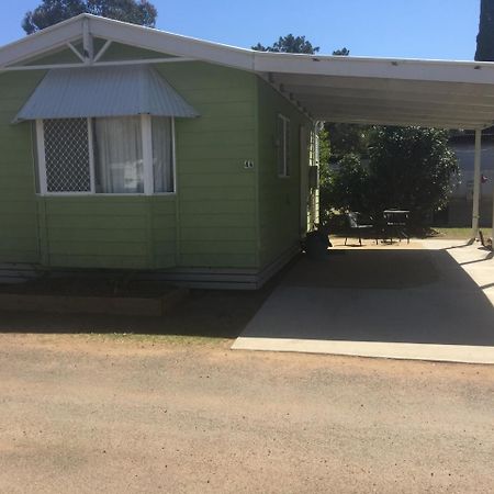 Homestead Caravan Park Nanango Extérieur photo