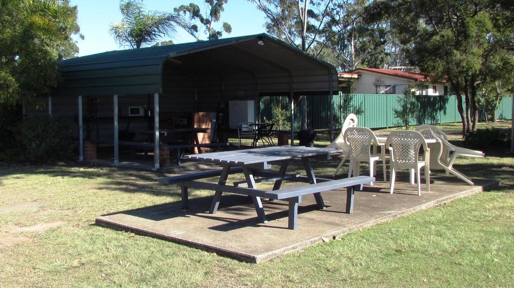 Homestead Caravan Park Nanango Extérieur photo