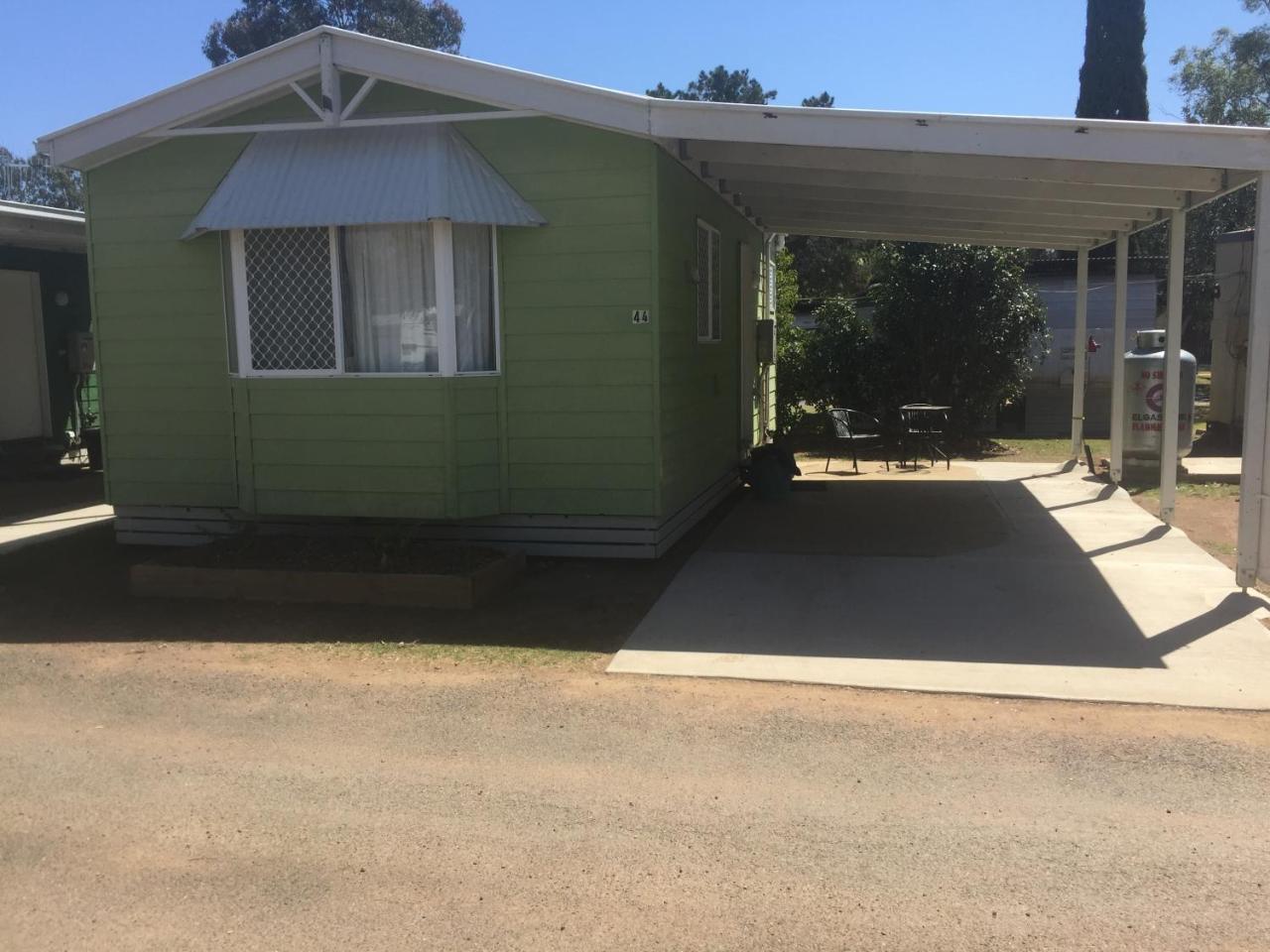 Homestead Caravan Park Nanango Extérieur photo